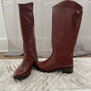 Womens talk boot